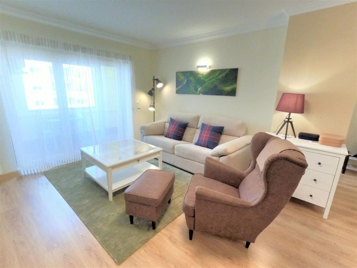 Carnaxide Modern T1 Apartment W Balcony In Carnaxide Oeiras Lisbon Exterior foto